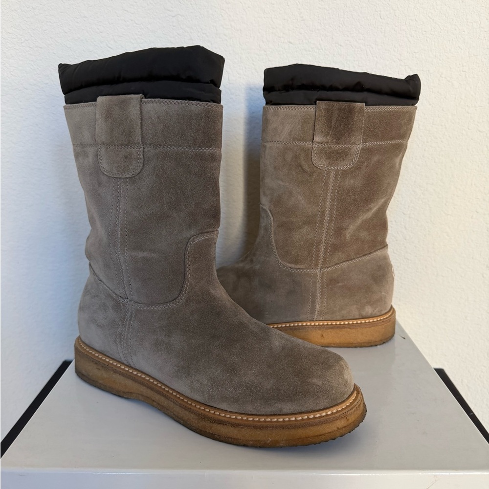 Moncler Taupe Suede Boots with Black Top Size 41